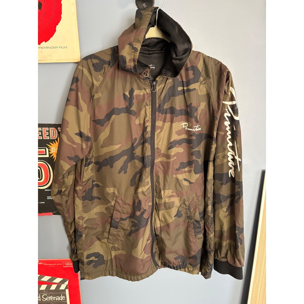 Primitive Skateboarding Mens Camo Windbreaker Hooded Jacket Small NBBE 107A8